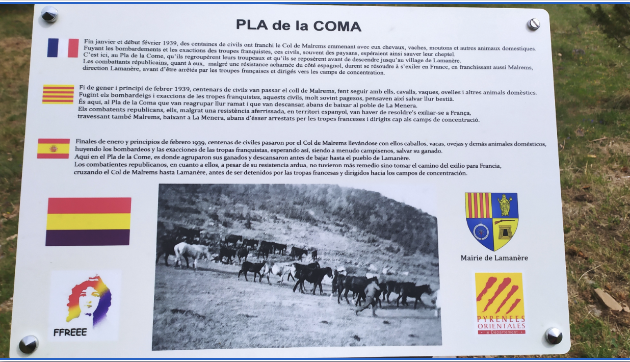Plaque commémorative du Pla de la Coma présentant le passage des réfugiés de la Retirada.